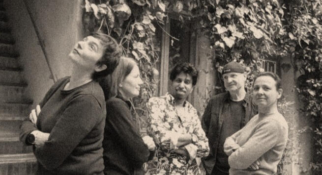 Les 5 musiciens du groupe SugarSugarCane Caroline, Cathy John, Pat, Sandy